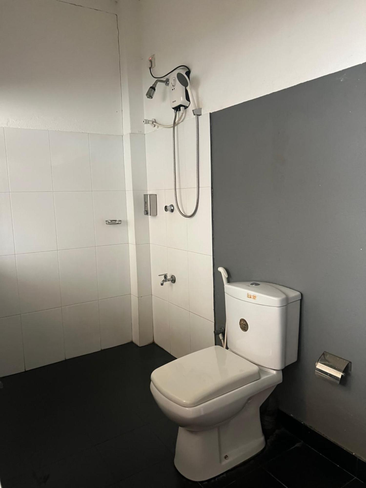 Hari Hari Hostel 웰리가마 외부 사진